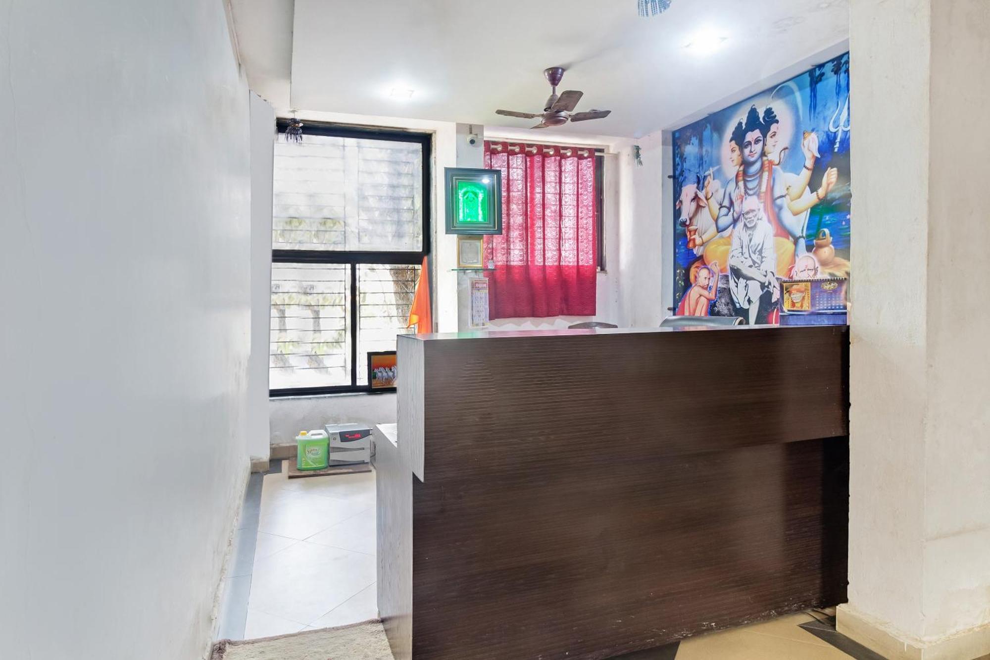 Spot On Harihar Lodging And Yatri Niwas Otel Kolhapur Dış mekan fotoğraf